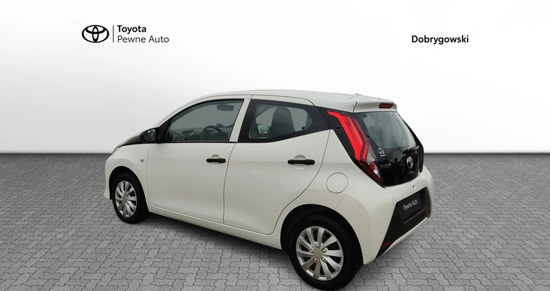 Toyota Aygo cena 39900 przebieg: 44154, rok produkcji 2019 z Szczucin małe 211